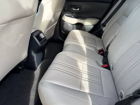 Used 2026 Honda HR-V EX-L image 17