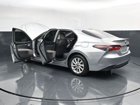 Used 2023 Toyota Camry LE w/ Convenience Package FWD image 38