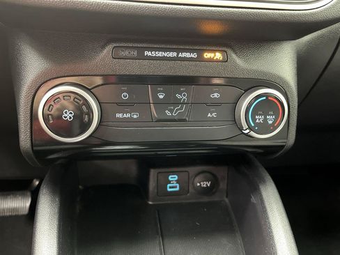 Certified 2022 Ford Escape SE AWD/4WD image 21