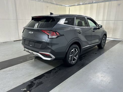 Used 2023 Kia Sportage LX image 2
