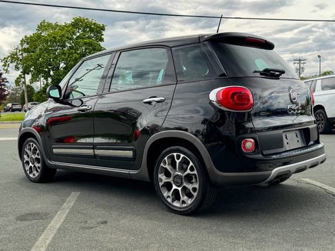 Used 2017 FIAT 500L Trekking w/ Popular Equipment Package FWD image 6