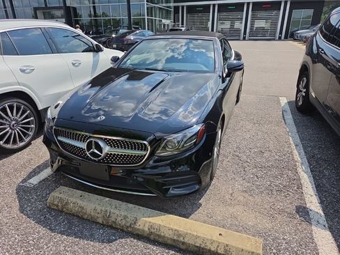 Used 2018 Mercedes-Benz E 400 Cabriolet image 2