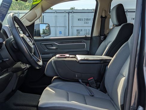 Used 2019 RAM 1500 Big Horn RWD image 20
