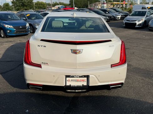 Used 2018 Cadillac XTS Luxury AWD/4WD image 8