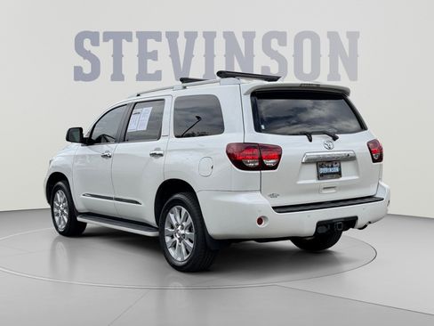 Used 2019 Toyota Sequoia Platinum w/ Carpet Mat Package (TMS) AWD/4WD image 3