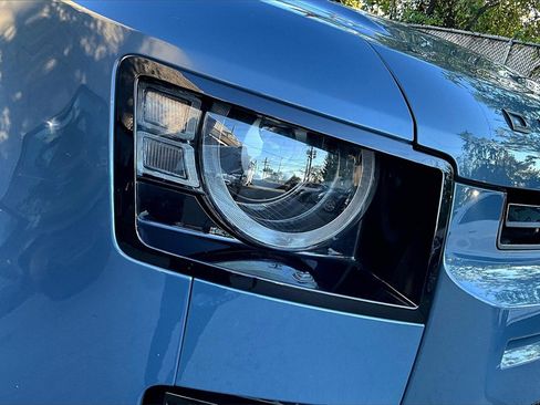 Used 2023 Land Rover Defender 110 S image 30