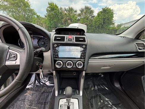 Used 2018 Subaru Forester 2.5i Limited w/ Popular Package #2 AWD/4WD image 11