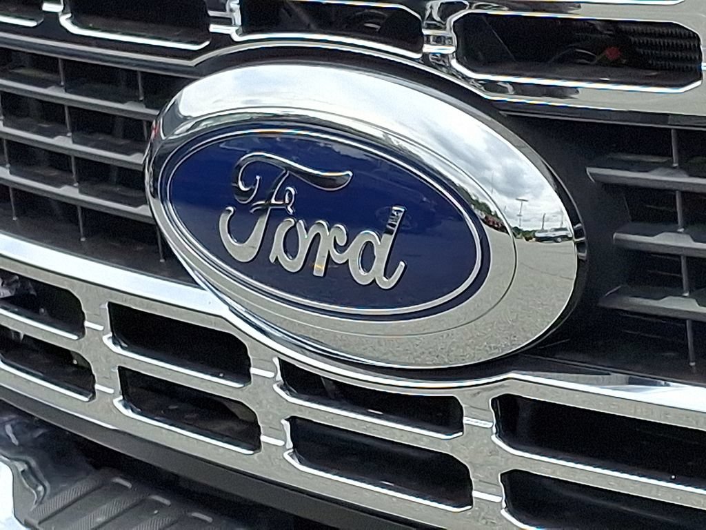 Used 2025 Ford F350 XLT AWD/4WD image 12