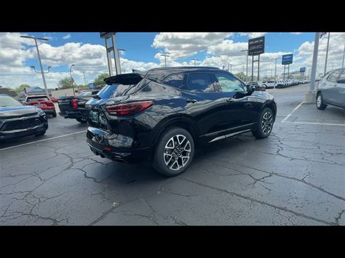 Certified 2023 Chevrolet Blazer RS AWD/4WD image 8