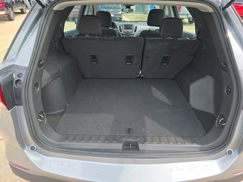 Used 2024 Chevrolet Equinox LS w/ Driver Confidence II Package FWD image 13