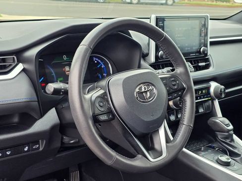 Used 2021 Toyota RAV4 XSE w/ XSE Grade Weather Package AWD/4WD image 16