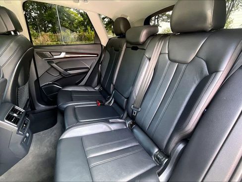 Used 2019 Audi Q5 2.0T Premium Plus w/ Premium Plus Package AWD/4WD image 26