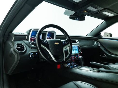 Used 2014 Chevrolet Camaro SS image 21