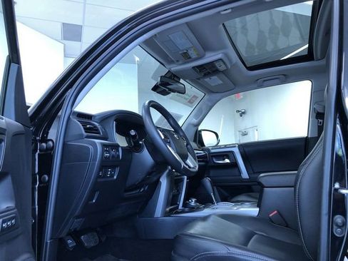 Certified 2022 Toyota 4Runner Limited AWD/4WD image 10