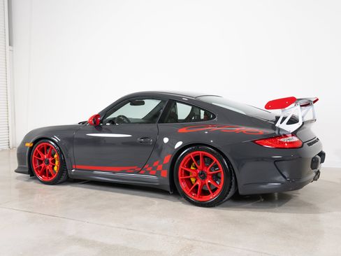 Used 2011 Porsche 911 GT3 RS RWD image 3