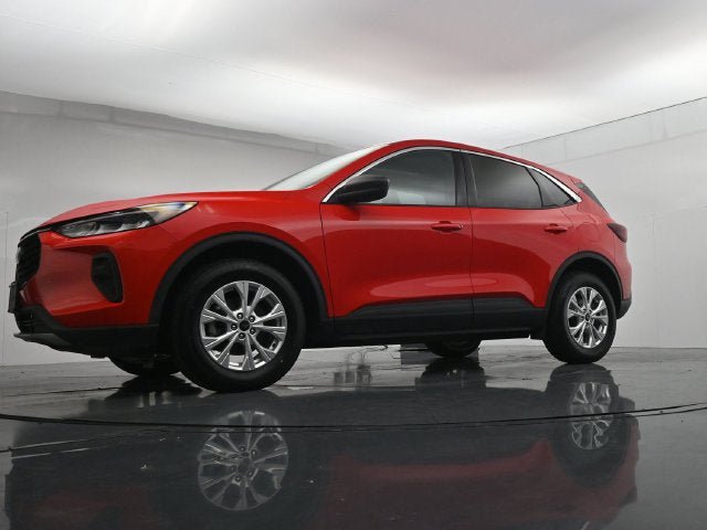 Used 2024 Ford Escape Active AWD/4WD image 43