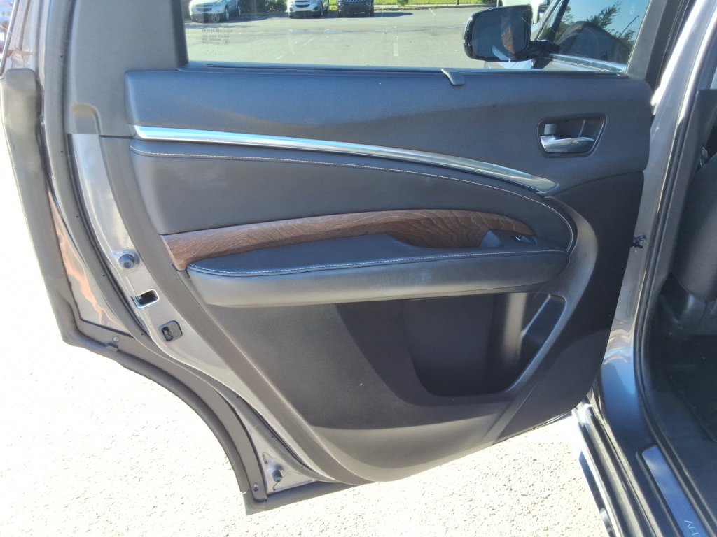 Used 2020 Acura MDX w/ Advance Package AWD/4WD image 17