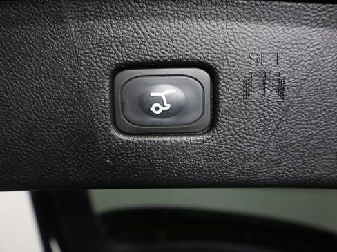 Certified 2024 Ford Edge SEL w/ Convenience Package image 63