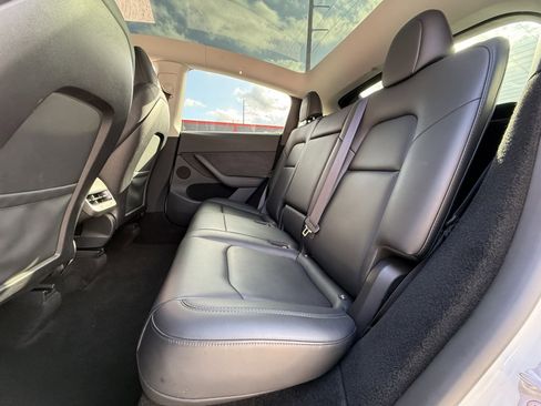 Used 2023 Tesla Model Y Long Range image 12