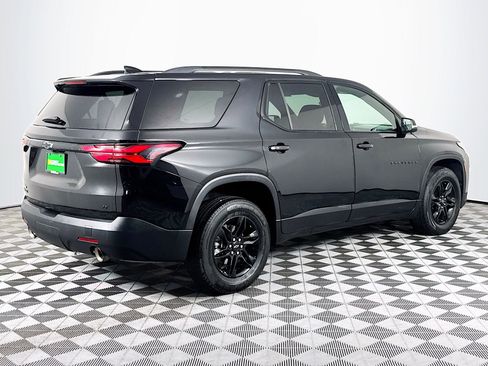 Used 2023 Chevrolet Traverse LT image 10