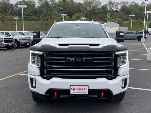Used 2023 GMC Sierra 2500 AT4 image 8