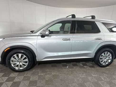 Certified 2023 Hyundai Palisade SEL AWD/4WD image 5