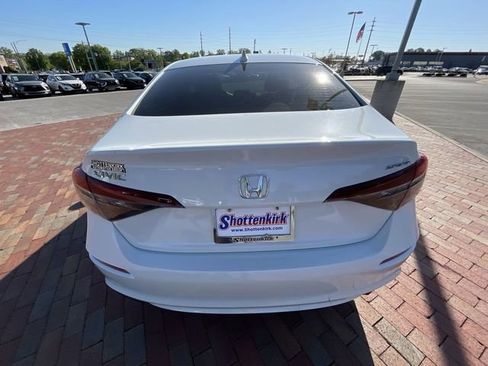 Used 2025 Honda Civic Sport image 30