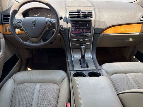 Used 2014 Lincoln MKX FWD w/ Equipment Group 102A image 16