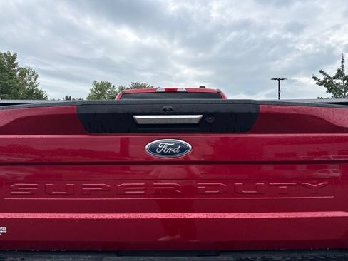 Used 2020 Ford F350 Lariat w/ FX4 Off-Road Package AWD/4WD image 9