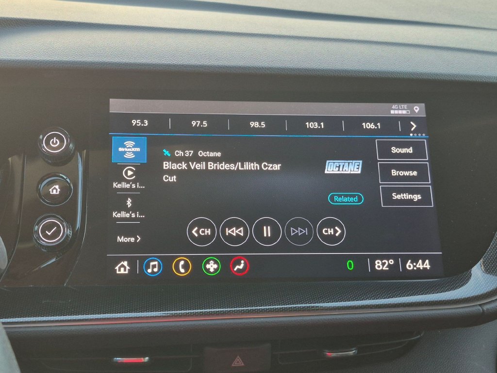 Used 2021 Buick Envision Essence AWD/4WD image 15
