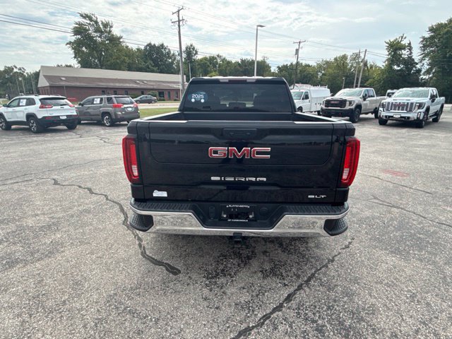 Used 2025 GMC Sierra 1500 SLT AWD/4WD image 4
