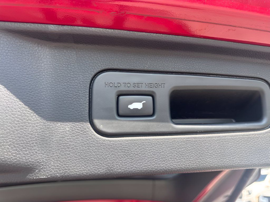 Used 2023 Honda Pilot Elite image 27