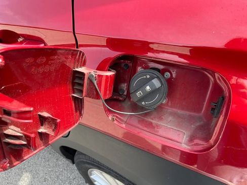 Used 2021 Hyundai Kona SEL FWD image 16