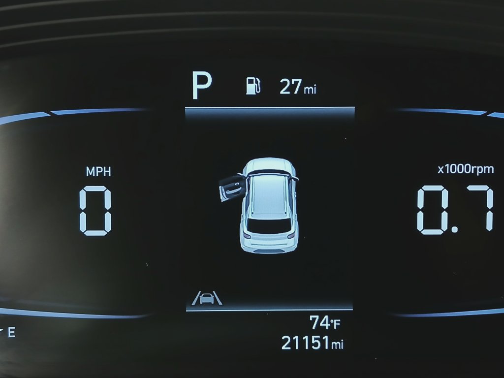 Used 2024 Hyundai Venue Limited FWD image 30