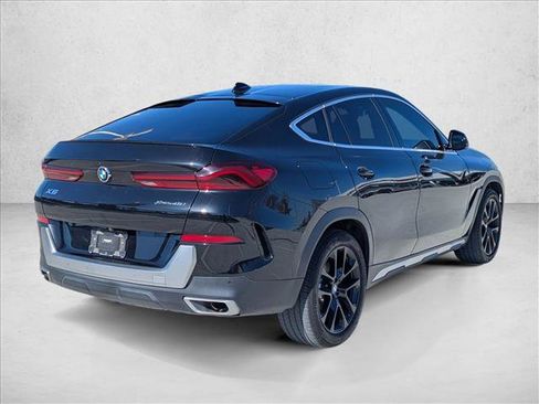 Used 2022 BMW X6 xDrive40i w/ Premium Package image 5