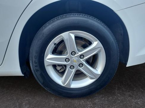 Used 2023 Chevrolet Malibu LS image 27