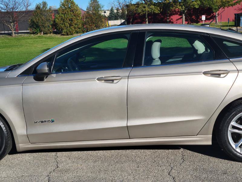 Used 2018 Ford Fusion S FWD image 38