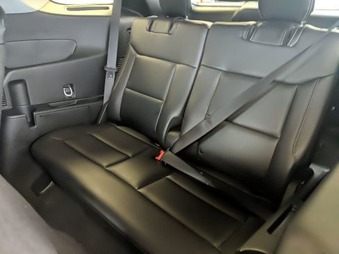 Used 2023 Ford Explorer XLT w/ Equipment Group 202A image 15