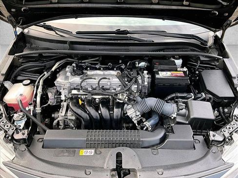 Used 2022 Toyota Corolla LE FWD image 11