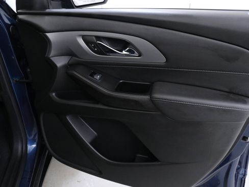 Used 2023 Chevrolet Traverse LT w/ LPO, Floor Liner Package image 30