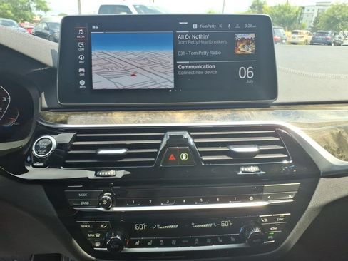 Used 2021 BMW M550i xDrive w/ Executive Package AWD/4WD image 24