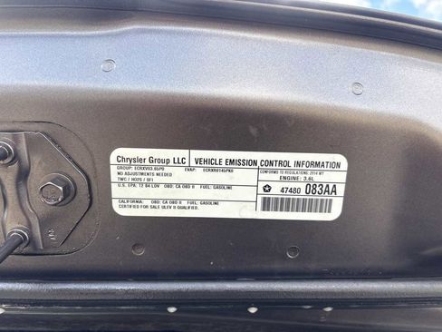 Used 2014 Chrysler 300 image 28