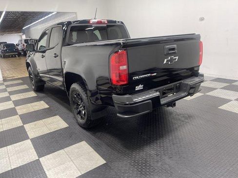 Used 2018 Chevrolet Colorado Z71 w/ Z71 Midnight Edition AWD/4WD image 2