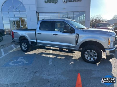 Used 2024 Ford F250 XLT image 39