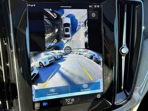 Certified 2024 Volvo S60 B5 Plus w/ Protection Package Premier image 21