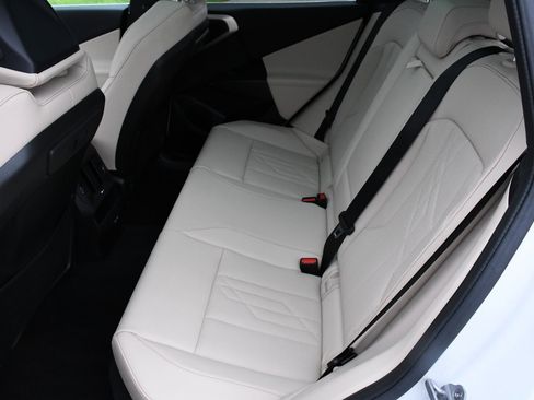 Used 2025 BMW X3 xDrive30i w/ Convenience Package image 9