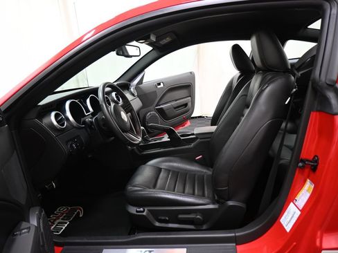 Used 2009 Ford Mustang Shelby GT500 RWD image 6