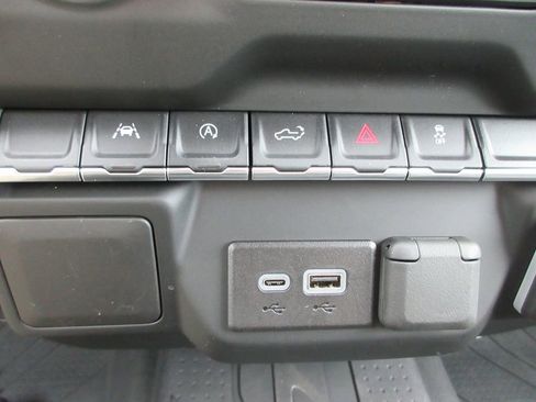 Certified 2023 Chevrolet Silverado 1500 Custom w/ Rally Edition image 29