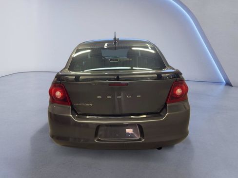 Used 2014 Dodge Avenger SE w/ Blacktop Package FWD image 7