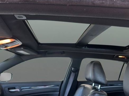 Used 2023 Chrysler 300 S RWD image 16